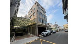台灣房屋民權加盟店 - 佳里大面寬車墅